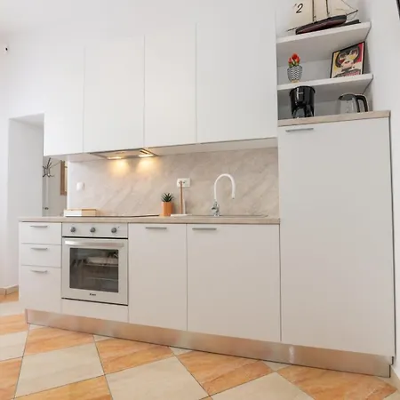 Apartment Teatro Rijeka